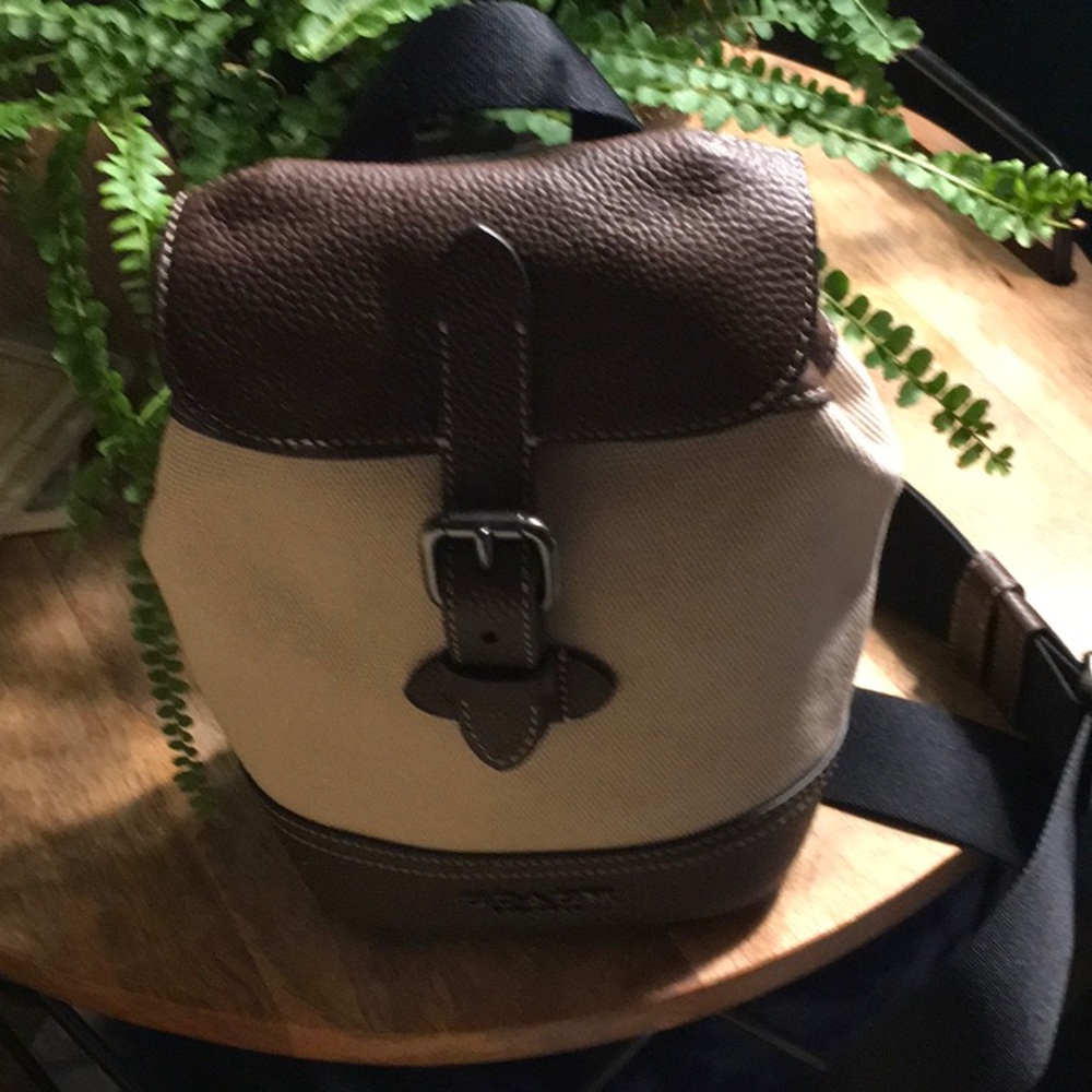 Coach Hudson Small Backpack Crossbody Unisex Canvas/Leather EUC - Picture 2 of 8